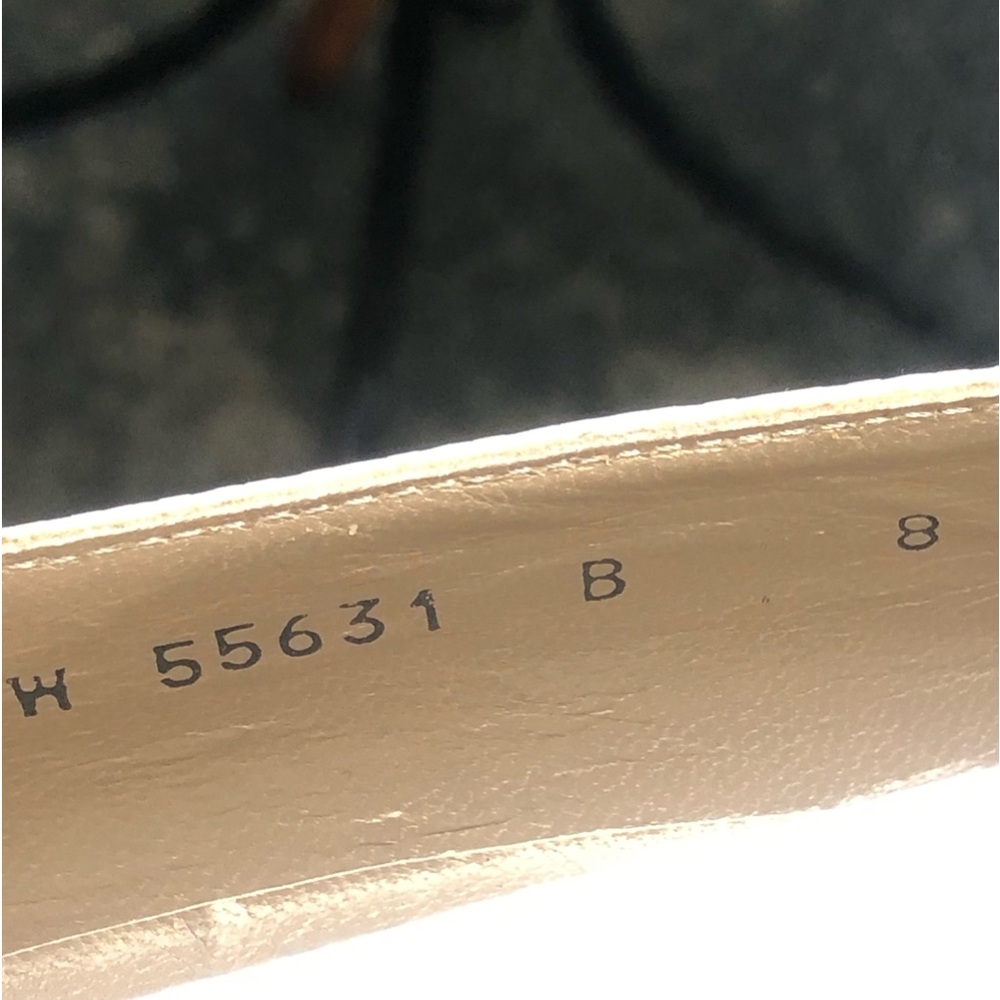 Stuart Weitzman Pumps In Bone With A Dot Texture … - image 5